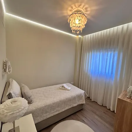 Apartment Feel Like *